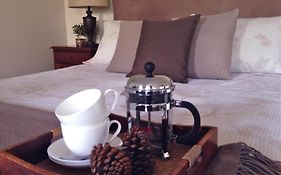 Jacaranda House Garden Suite